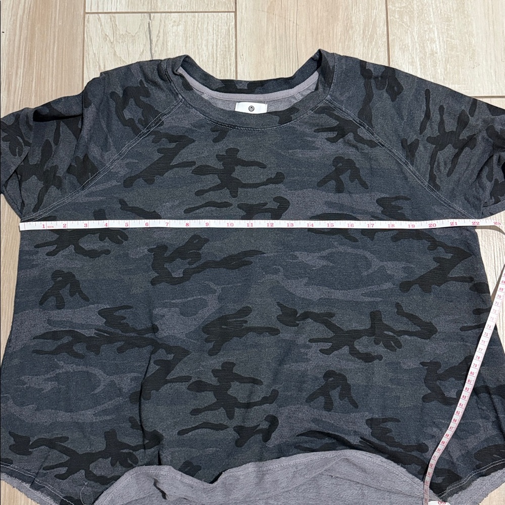 Sundry Anthro Camo Pullover Sweatshirt Gray Black Size 0 French Terry Made USA - Picture 4 of 4